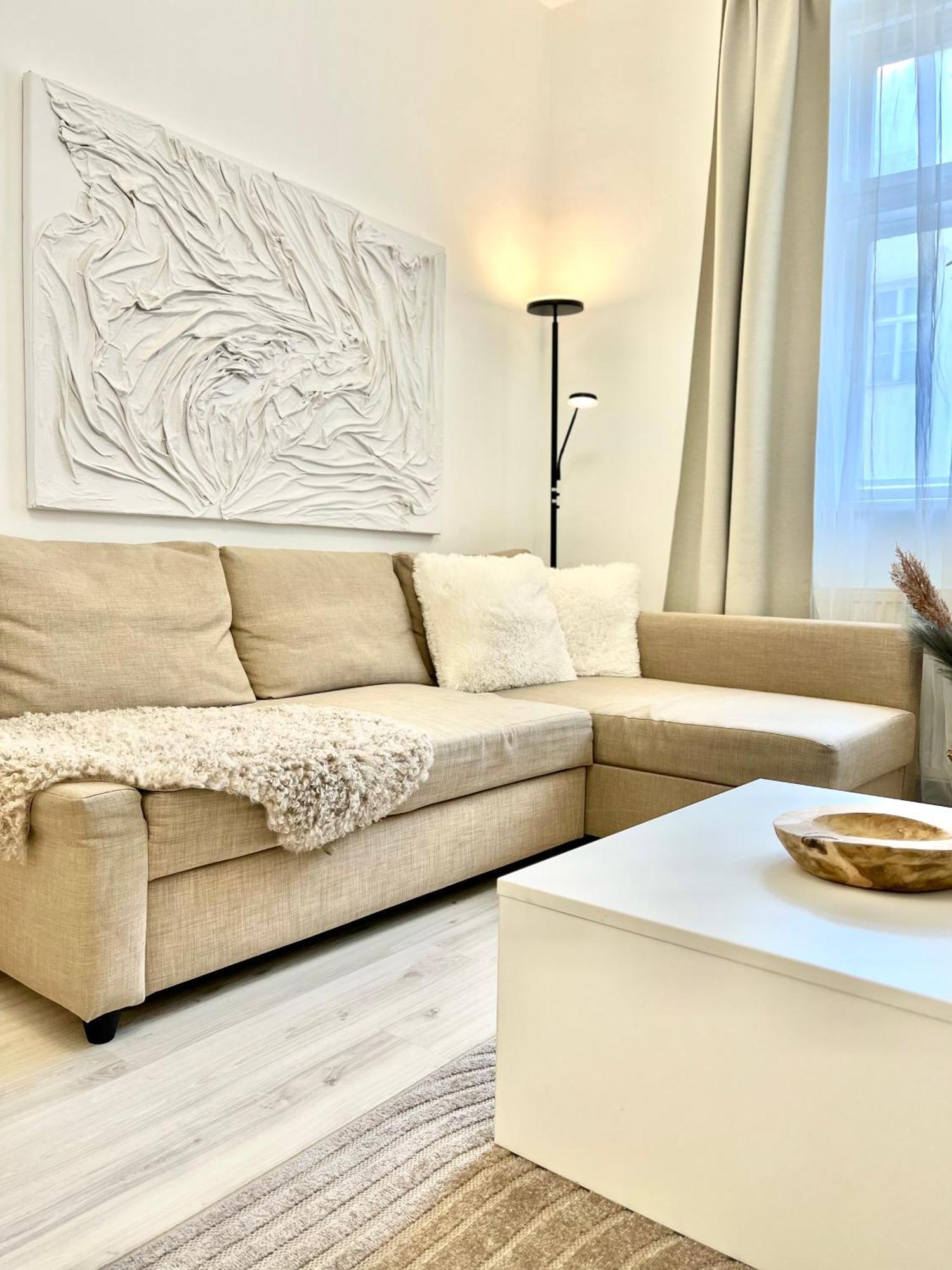 James Bond Apartment Top Location Air Conditioned Μπρατισλάβα Εξωτερικό φωτογραφία